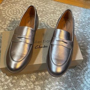 Clarks Trish Rose loafers